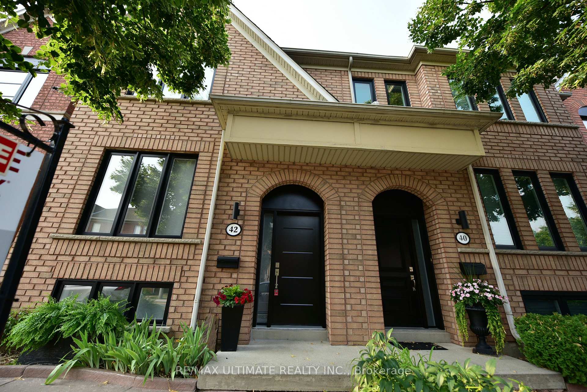 Front of 42 Viella Street
