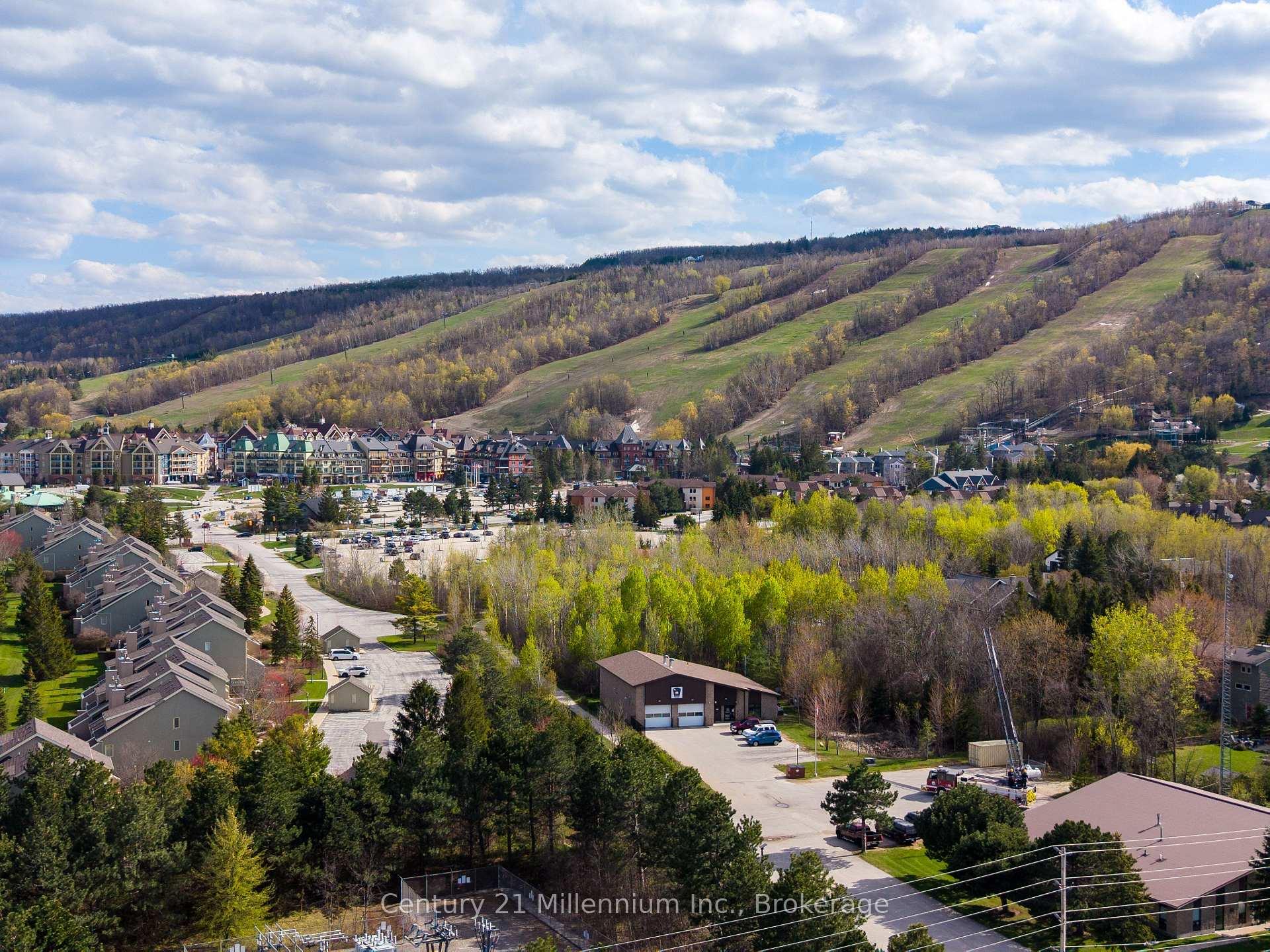 Photo 2 of Unit 6, 110 Kellies Way, Blue Mountains — HOMEH