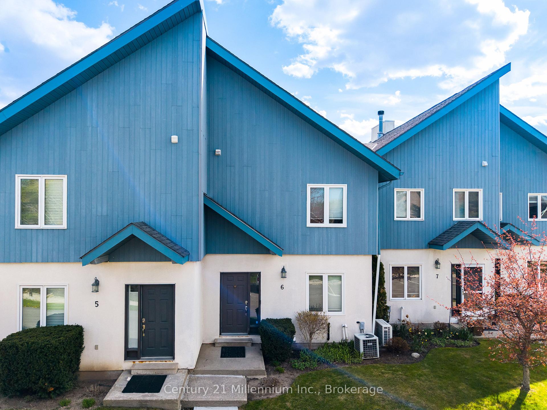 Photo 3 of Unit 6, 110 Kellies Way, Blue Mountains — HOMEH