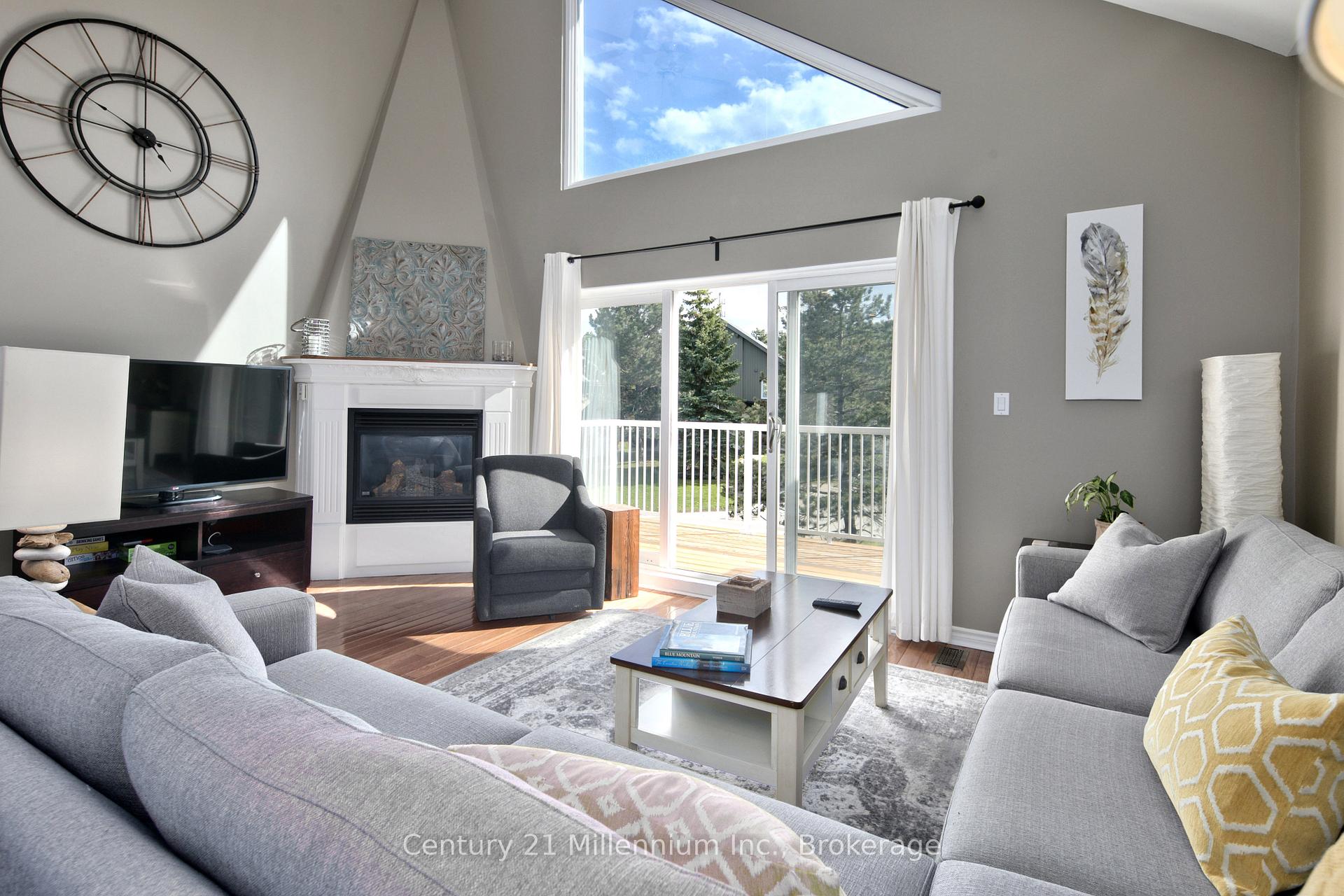 Photo 8 of Unit 6, 110 Kellies Way, Blue Mountains — HOMEH