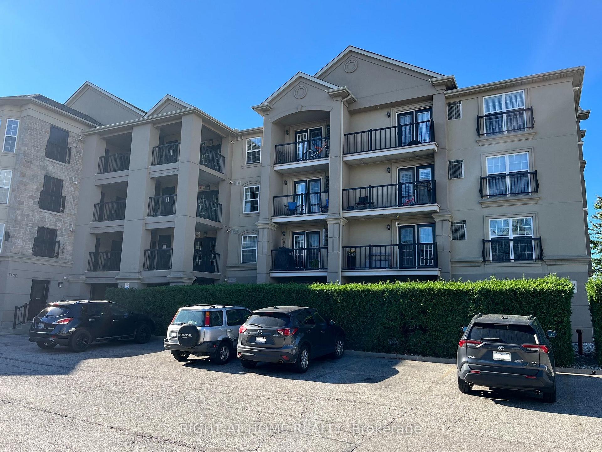 Photo 2 of Unit 401, 1487 Maple Avenue, Milton, Dempsey — HOMEH