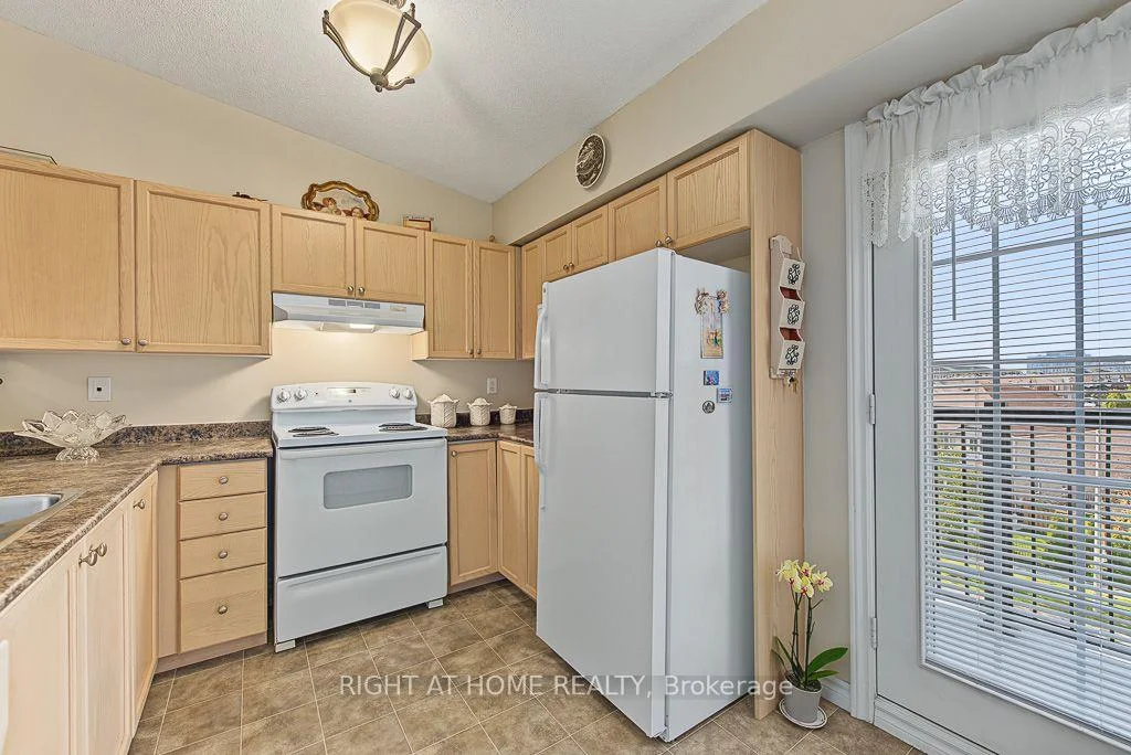 Photo 24 of Unit 401, 1487 Maple Avenue, Milton, Dempsey — HOMEH