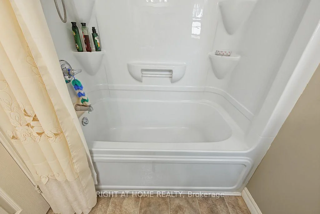 Photo 39 of Unit 401, 1487 Maple Avenue, Milton, Dempsey — HOMEH