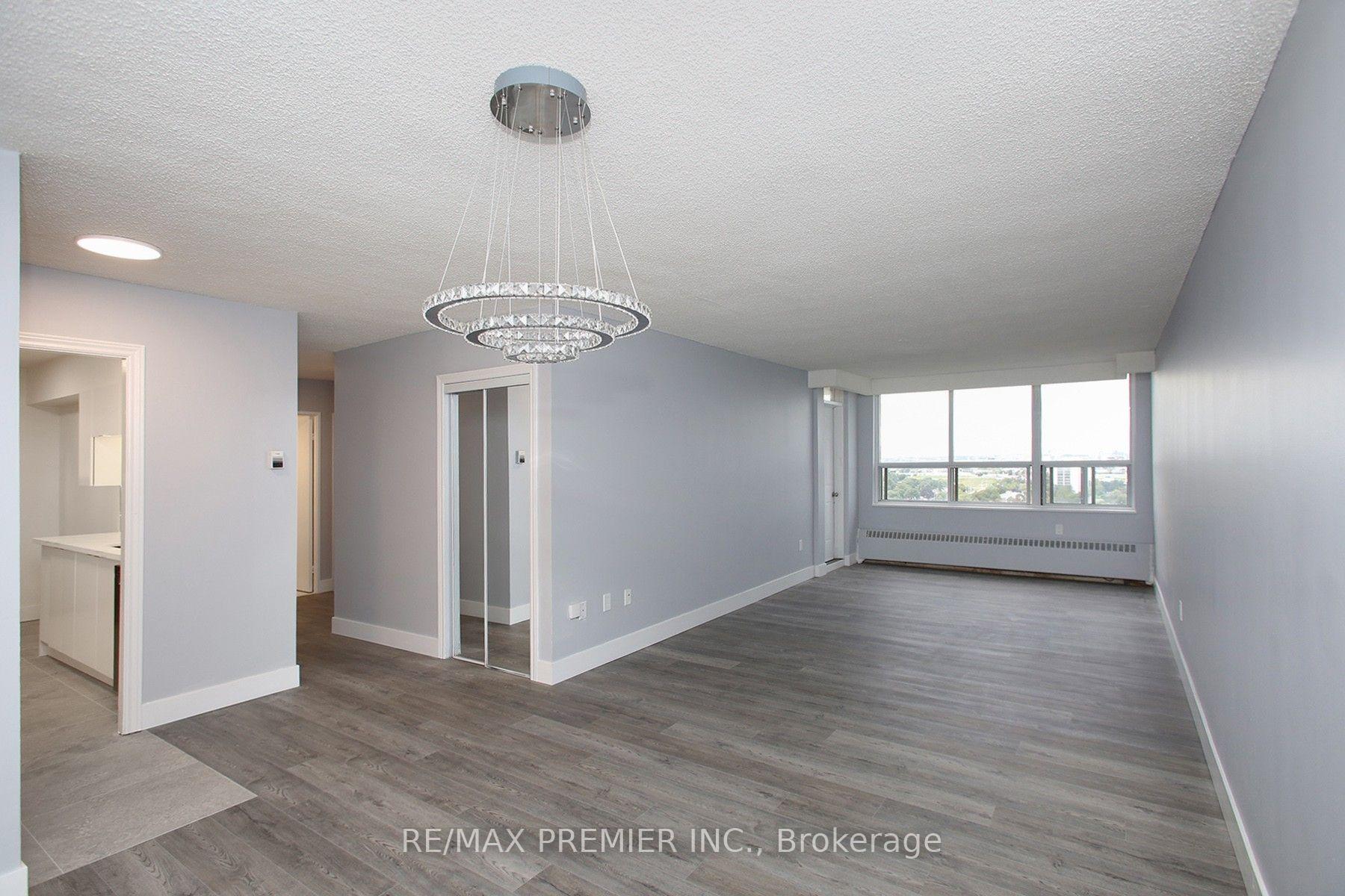 Photo 2 of Unit 1909, 390 Dixon Road, Etobicoke, Kingsview Village-The Westway — HOMEH