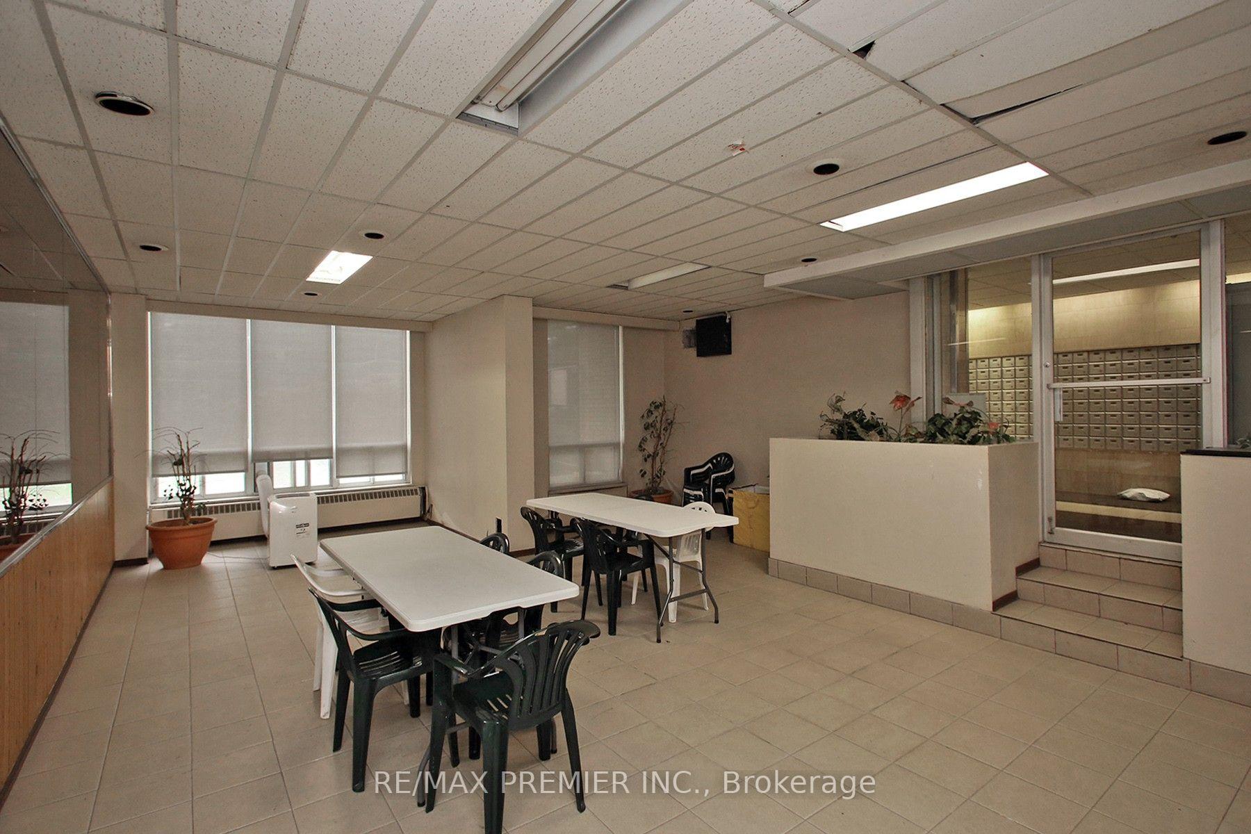 Photo 28 of Unit 1909, 390 Dixon Road, Etobicoke, Kingsview Village-The Westway — HOMEH