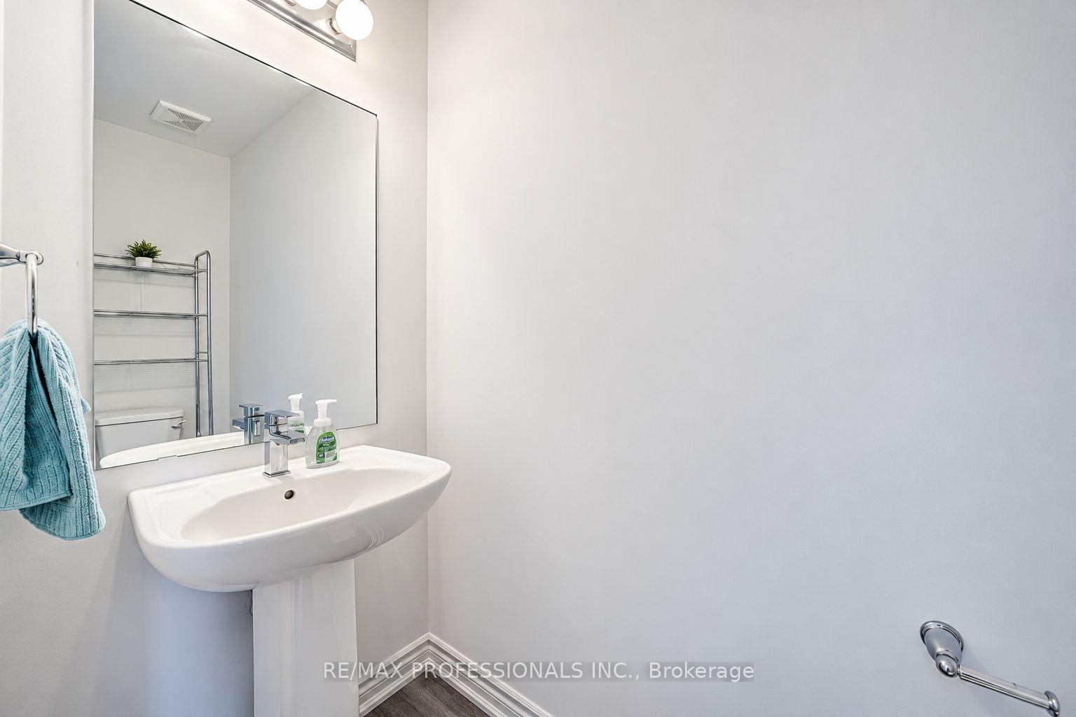 Photo 7 of Unit 19, 61 Soho Street, Hamilton, Stoney Creek Mountain — HOMEH