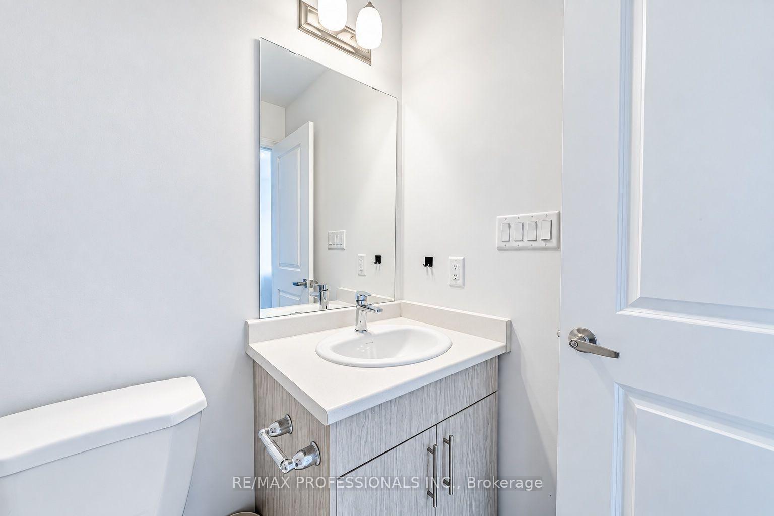 Photo 11 of Unit 19, 61 Soho Street, Hamilton, Stoney Creek Mountain — HOMEH