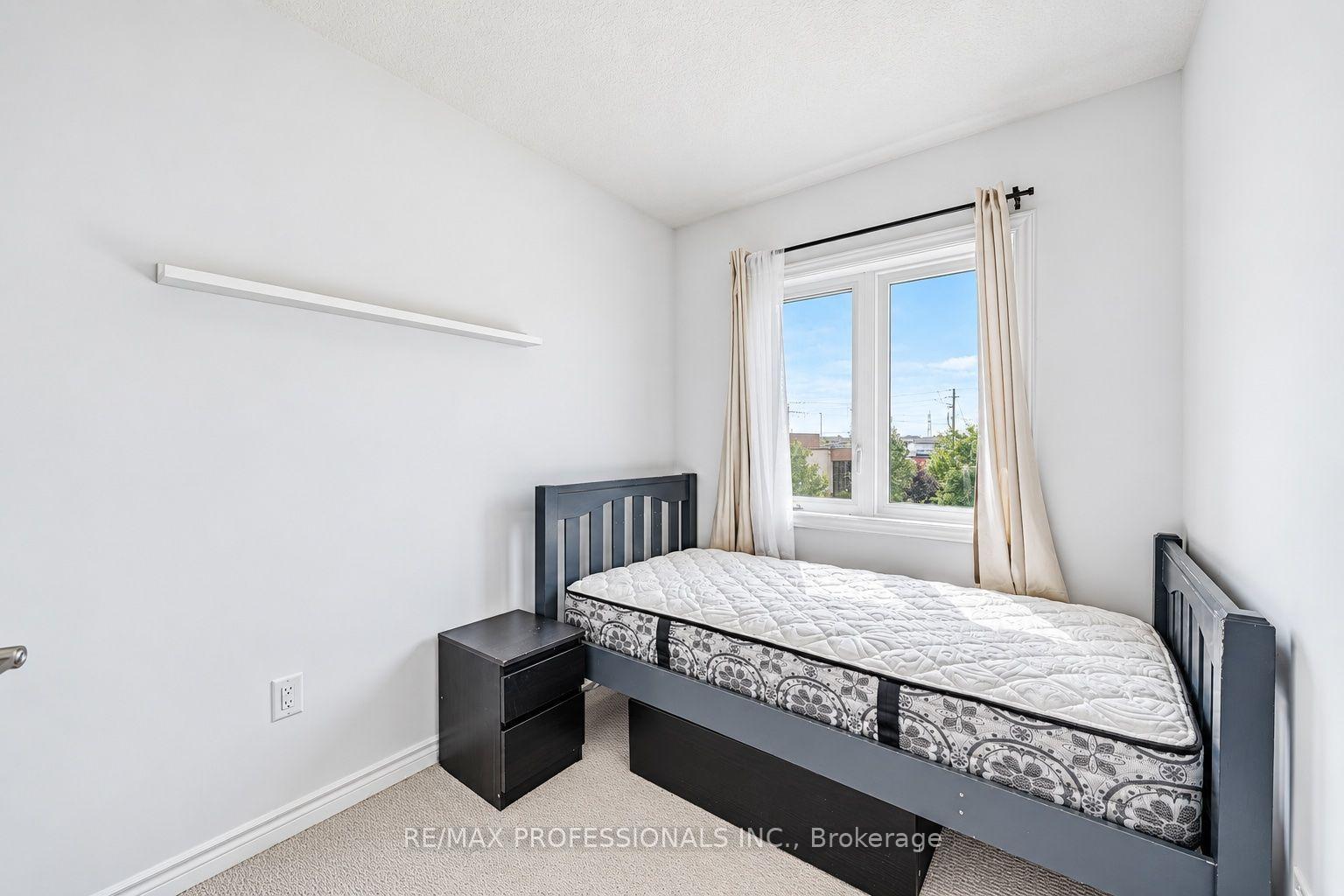 Photo 14 of Unit 19, 61 Soho Street, Hamilton, Stoney Creek Mountain — HOMEH
