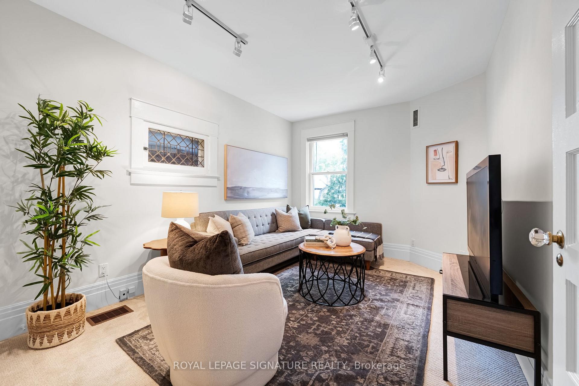 Photo 17 of 5 Jean Street, Toronto, Rosedale-Moore Park — HOMEH