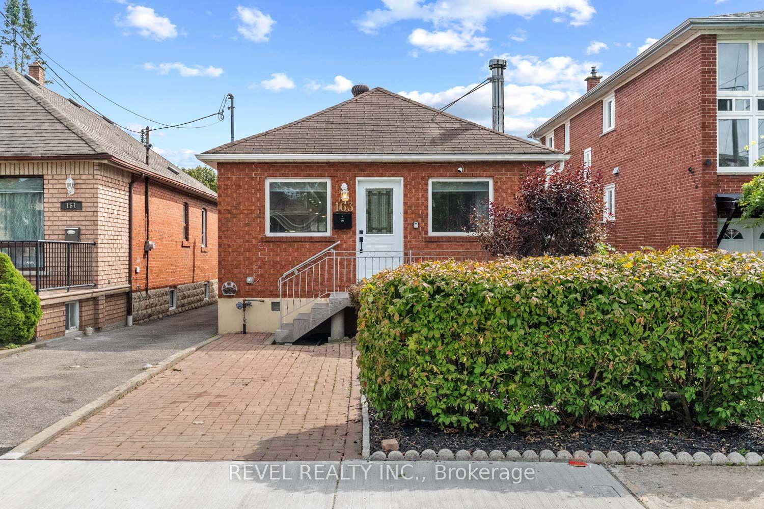 Photo 30 of 163 Northland Avenue, Toronto, Rockcliffe-Smythe — HOMEH