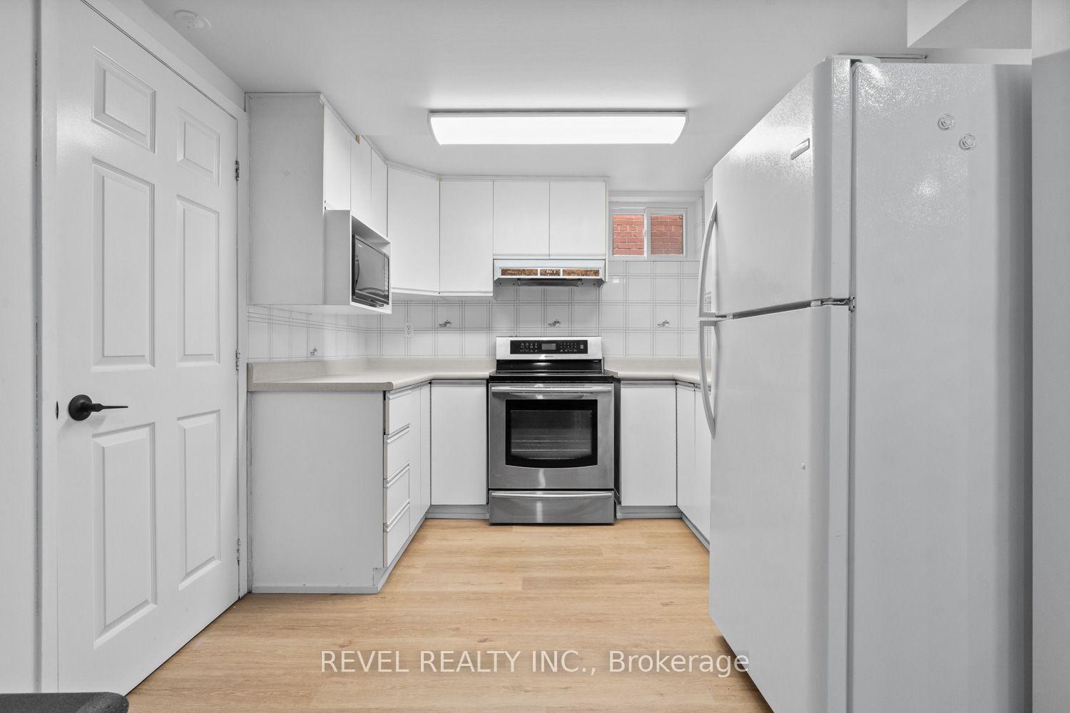 Photo 19 of 163 Northland Avenue, Toronto, Rockcliffe-Smythe — HOMEH