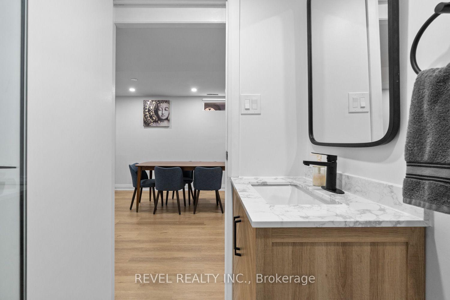 Photo 25 of 163 Northland Avenue, Toronto, Rockcliffe-Smythe — HOMEH