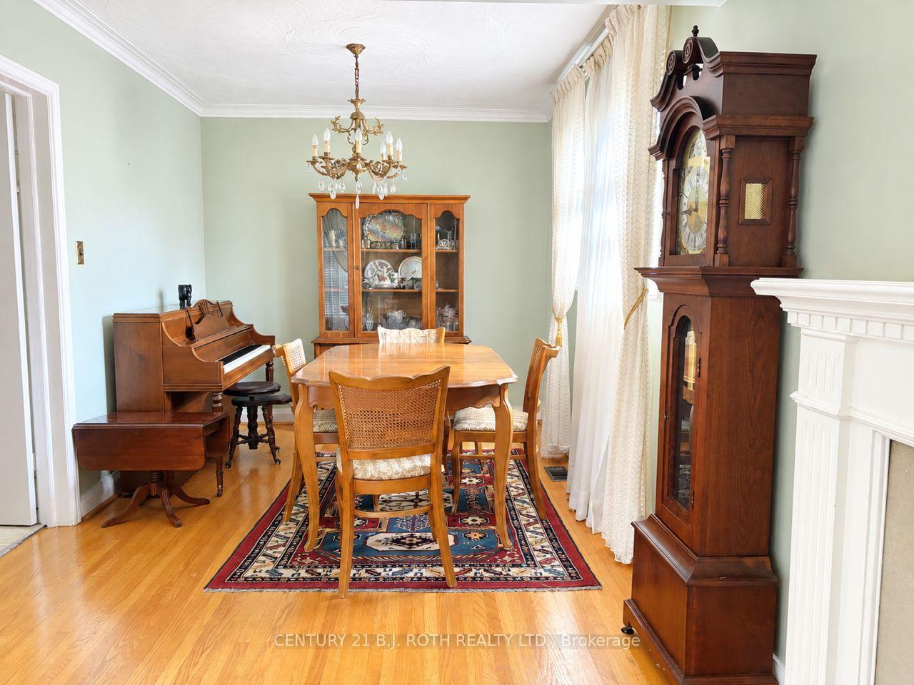 Photo 7 of 33 Lewiston Road, Scarborough, Dorset Park — HOMEH
