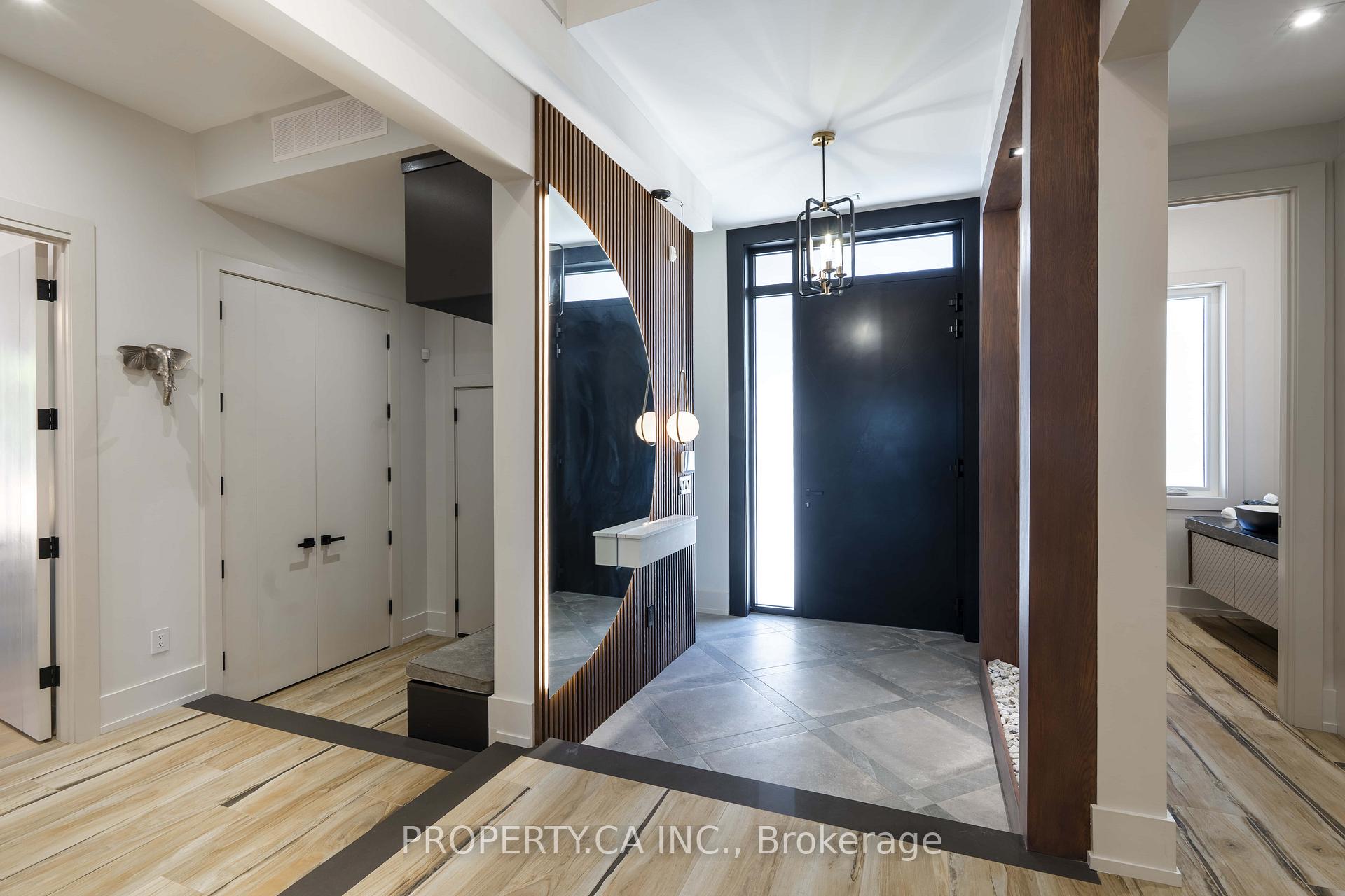 Photo 8 of 132 Cook's Bay Drive, Georgina, Keswick North — HOMEH