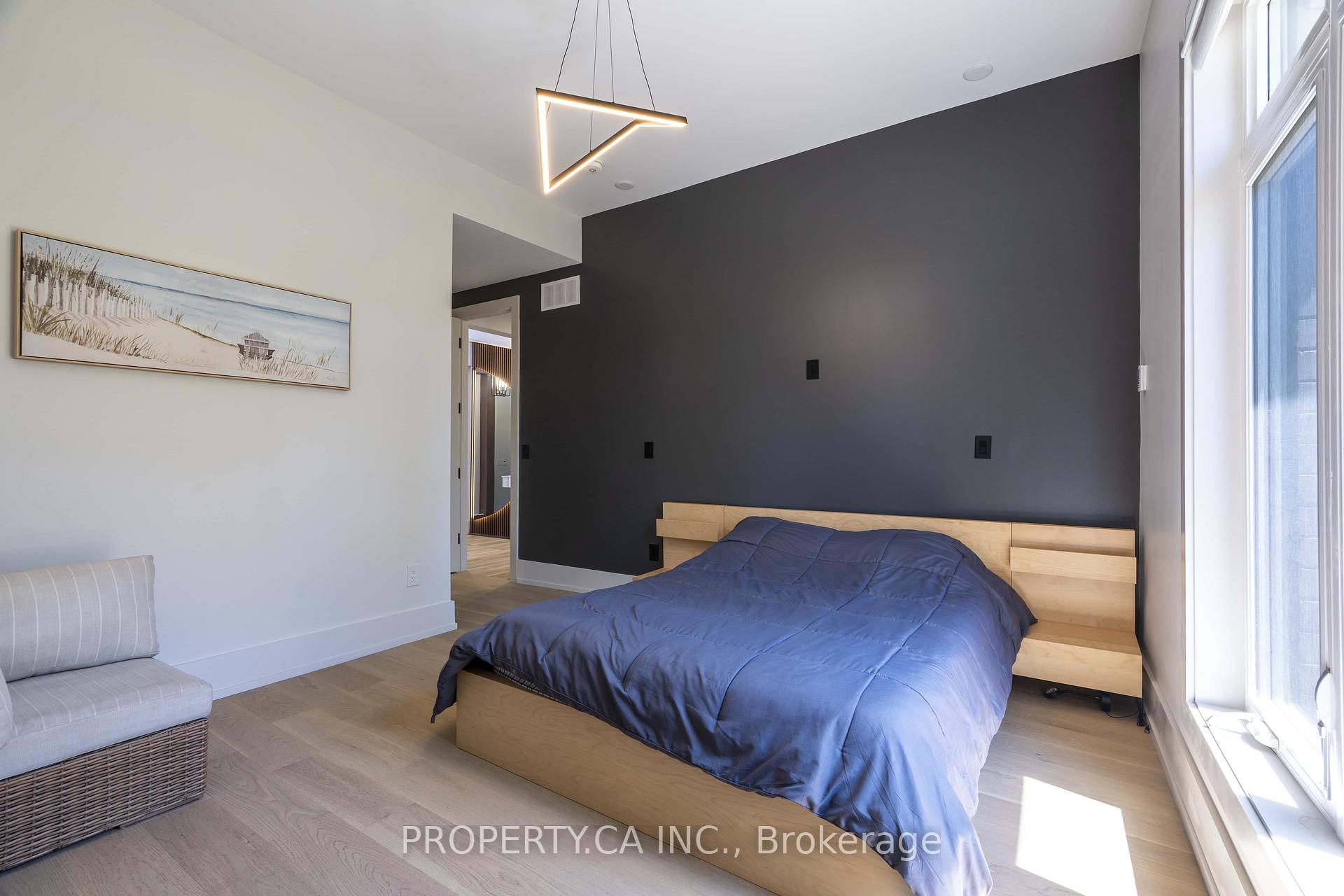 Photo 12 of 132 Cook's Bay Drive, Georgina, Keswick North — HOMEH