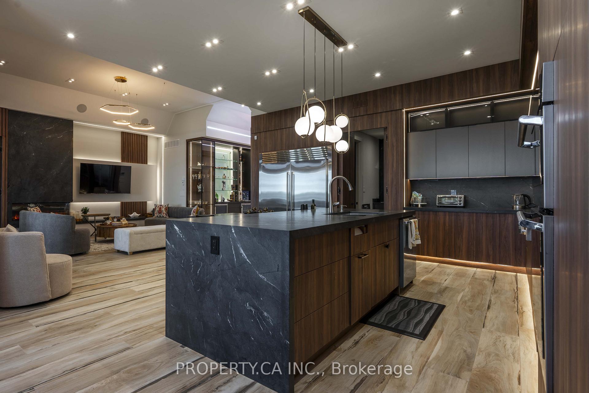 Photo 26 of 132 Cook's Bay Drive, Georgina, Keswick North — HOMEH