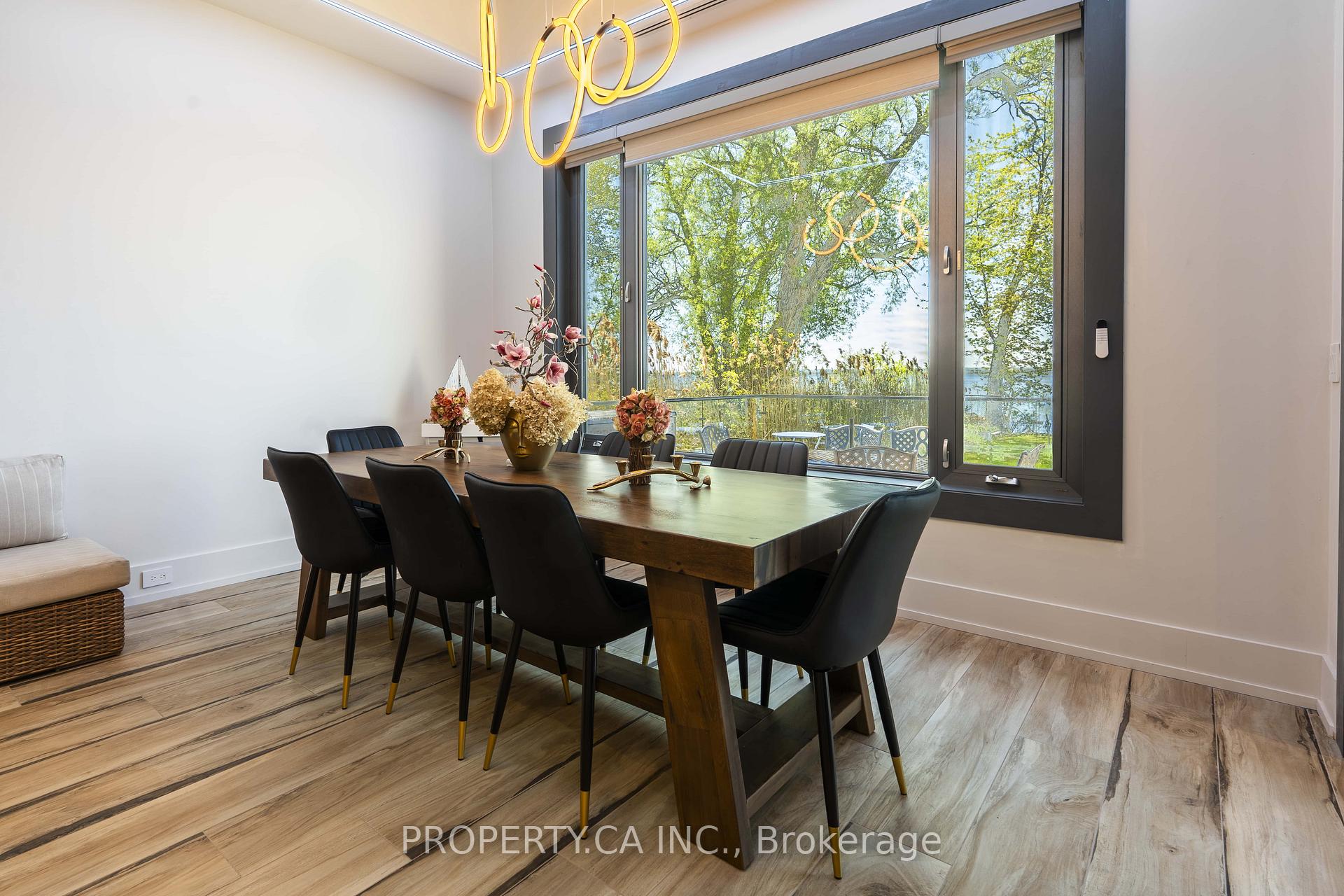 Photo 29 of 132 Cook's Bay Drive, Georgina, Keswick North — HOMEH