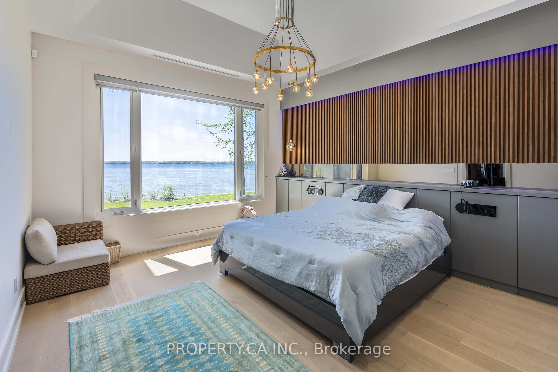Photo 34 of 132 Cook's Bay Drive, Georgina, Keswick North — HOMEH