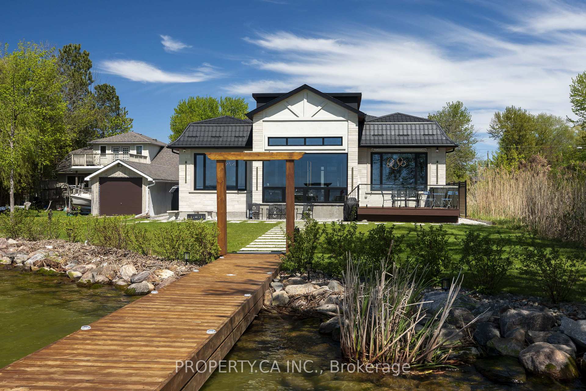 Photo 44 of 132 Cook's Bay Drive, Georgina, Keswick North — HOMEH