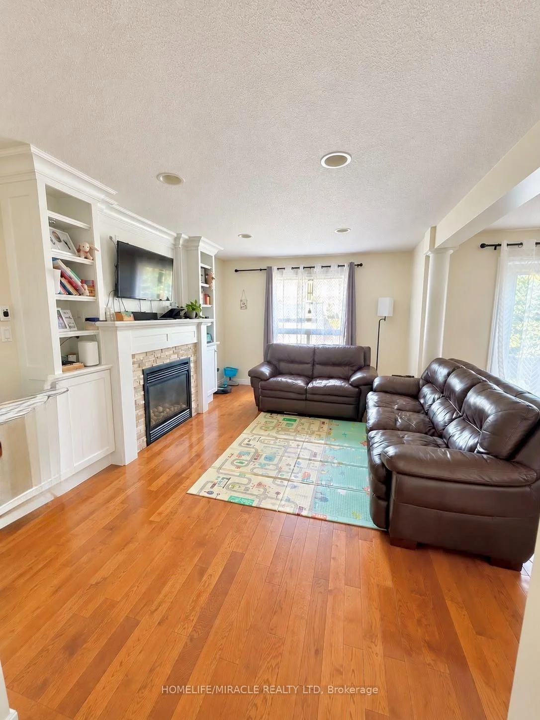 Photo 7 of 6628 Beattie Street, London, South V — HOMEH
