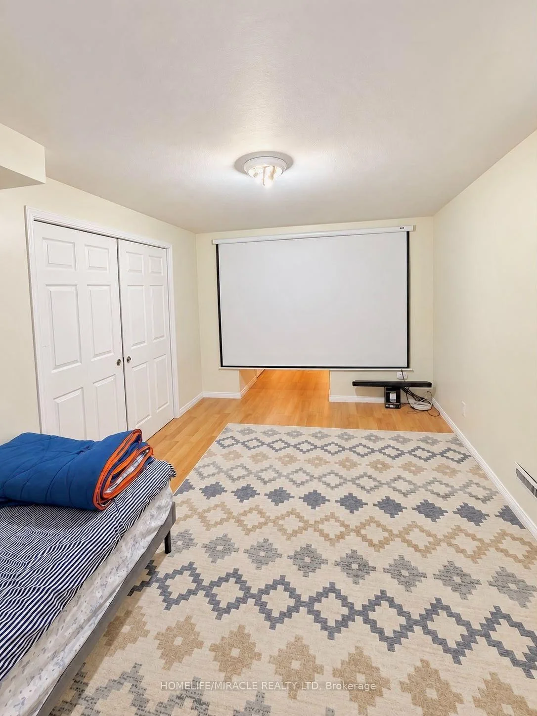 Photo 22 of 6628 Beattie Street, London, South V — HOMEH