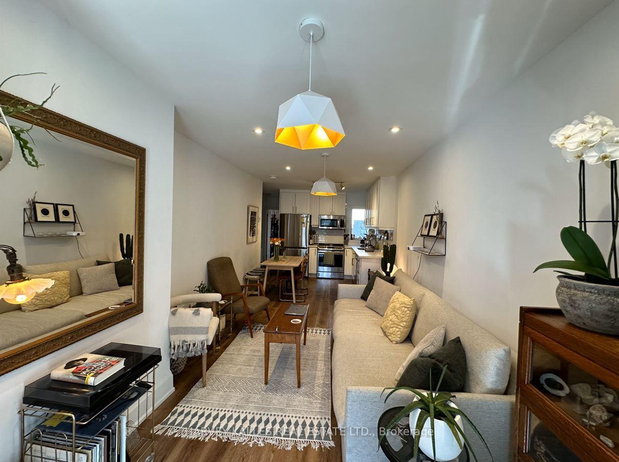 Photo 6 of Unit 1, 976 Shaw Street, Toronto, Dovercourt-Wallace Emerson-Junction — HOMEH