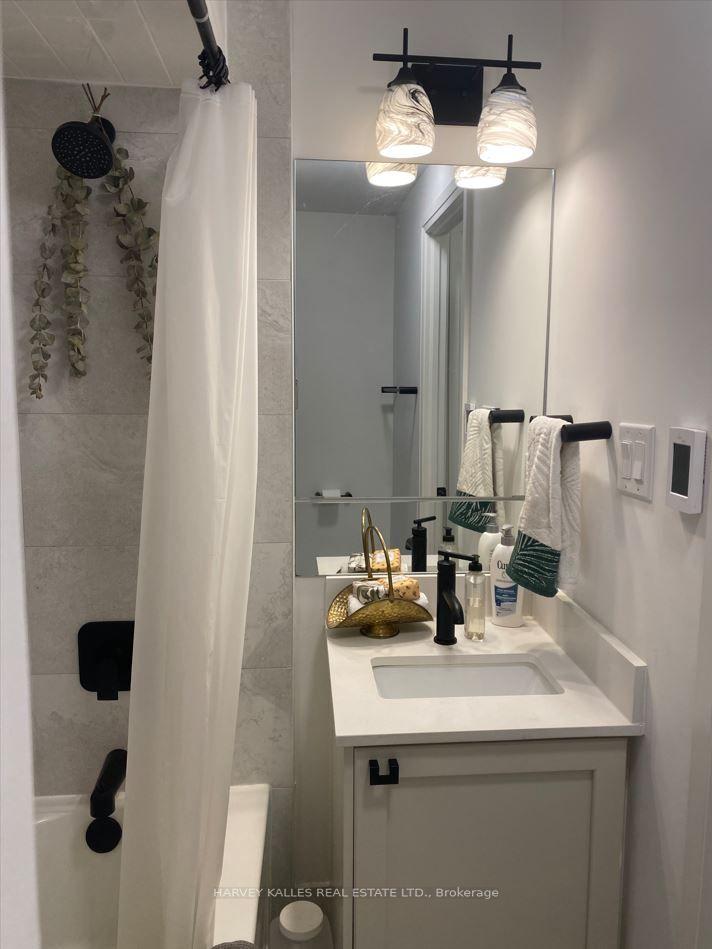 Photo 19 of Unit 1, 976 Shaw Street, Toronto, Dovercourt-Wallace Emerson-Junction — HOMEH