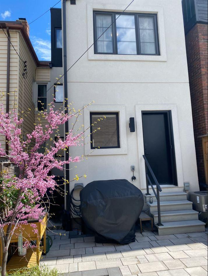 Photo 22 of Unit 1, 976 Shaw Street, Toronto, Dovercourt-Wallace Emerson-Junction — HOMEH