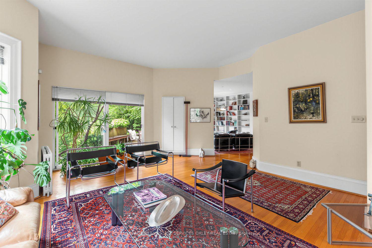 Photo 5 of 105 Roxborough Street E, Toronto, Rosedale-Moore Park — HOMEH