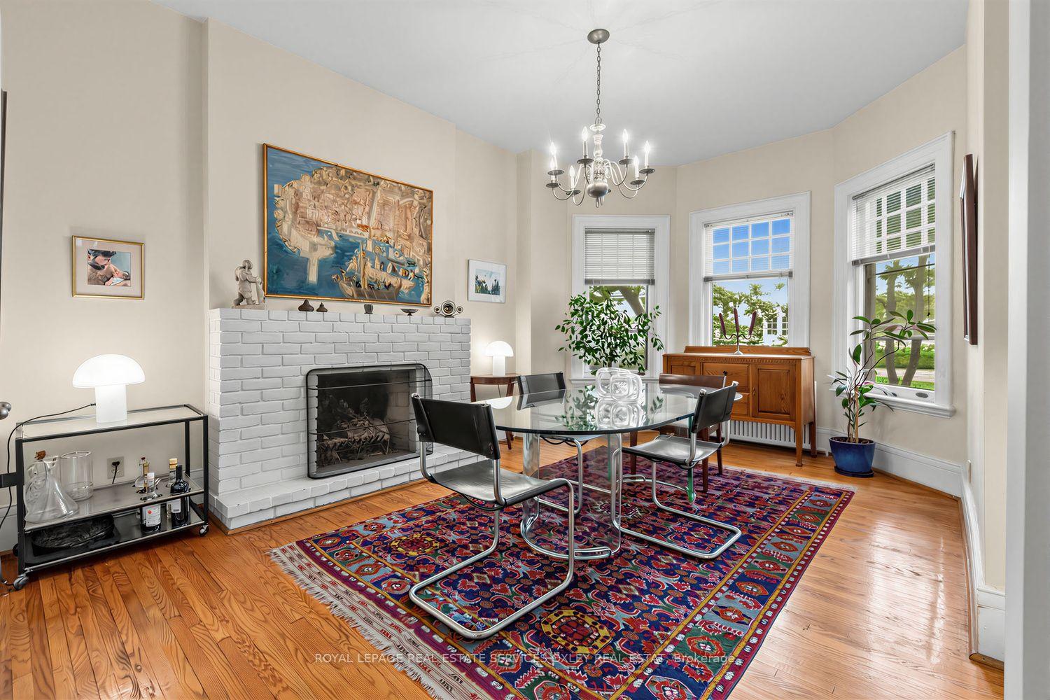 Photo 8 of 105 Roxborough Street E, Toronto, Rosedale-Moore Park — HOMEH