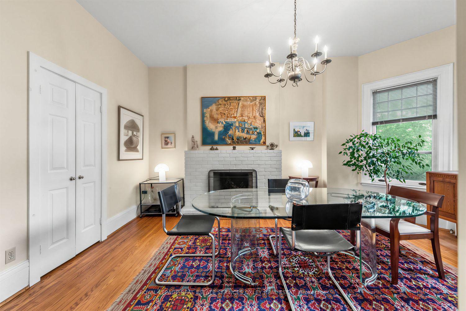 Photo 9 of 105 Roxborough Street E, Toronto, Rosedale-Moore Park — HOMEH