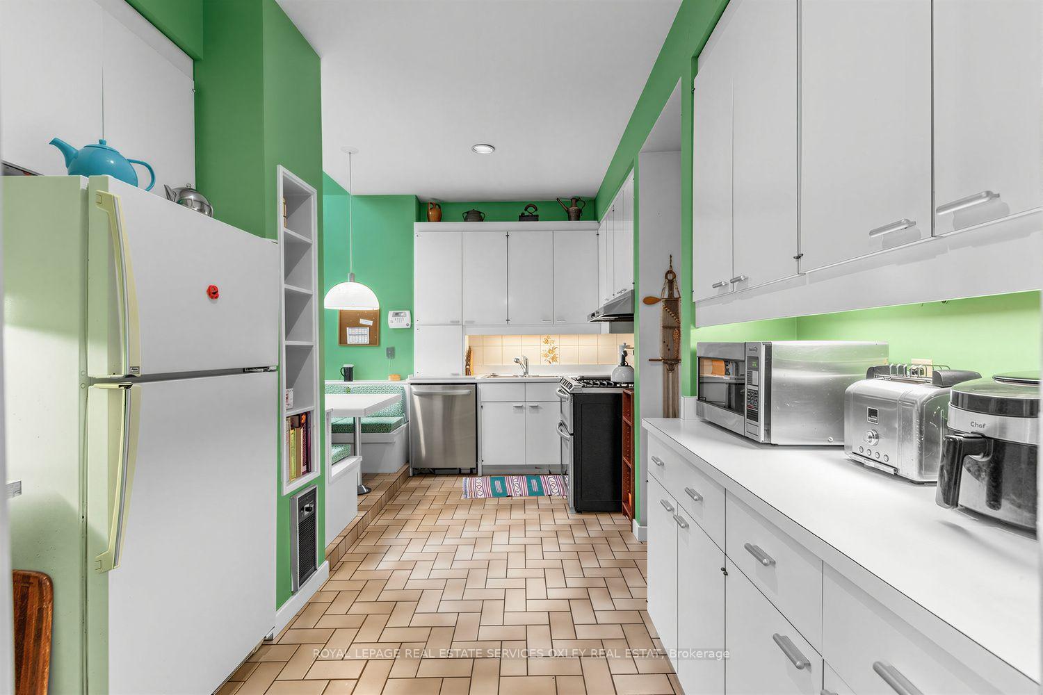 Photo 10 of 105 Roxborough Street E, Toronto, Rosedale-Moore Park — HOMEH