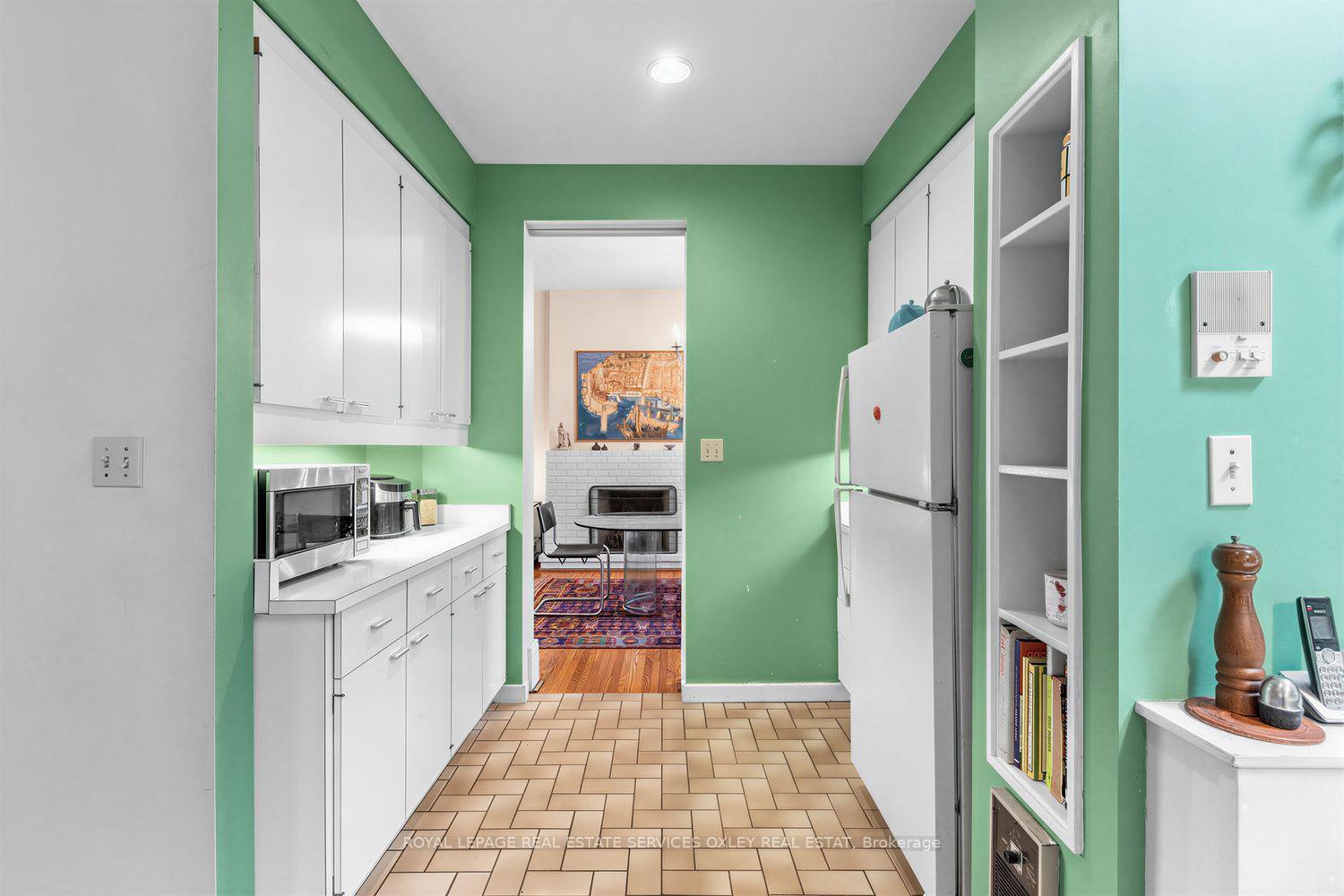 Photo 13 of 105 Roxborough Street E, Toronto, Rosedale-Moore Park — HOMEH