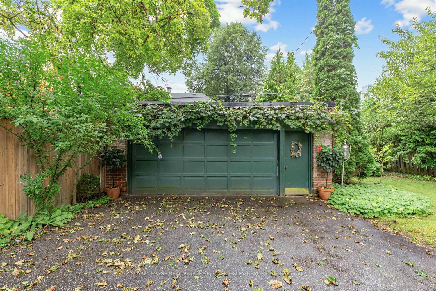 Photo 37 of 105 Roxborough Street E, Toronto, Rosedale-Moore Park — HOMEH