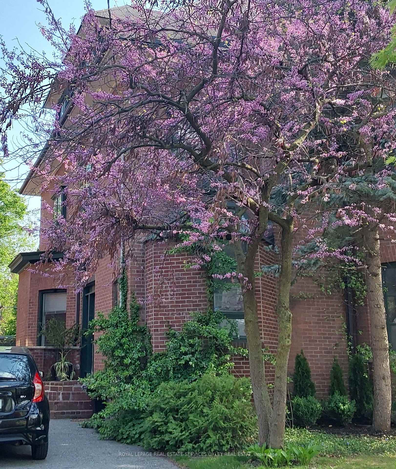 Photo 42 of 105 Roxborough Street E, Toronto, Rosedale-Moore Park — HOMEH