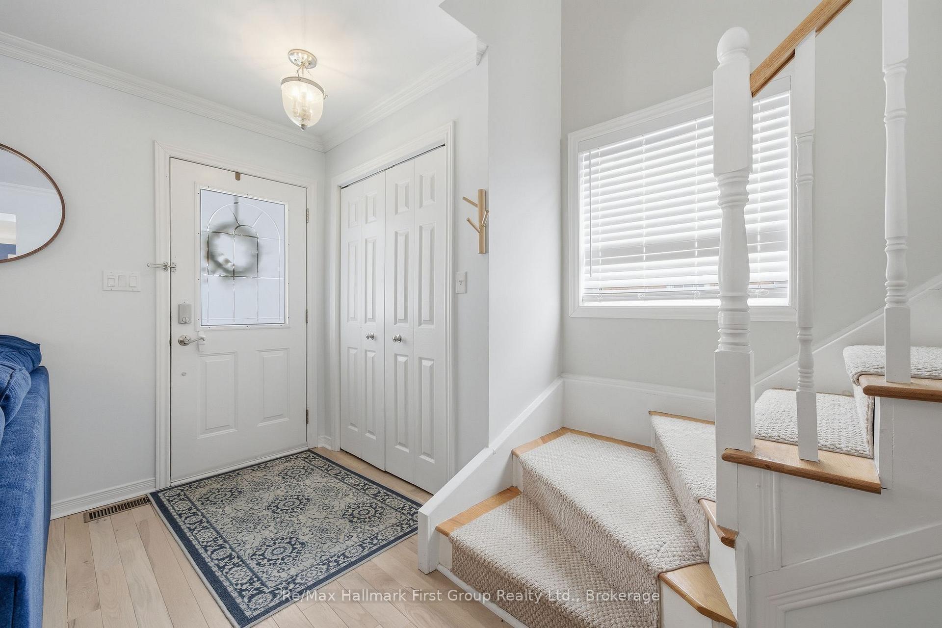 Photo 6 of 350 Ontario Street, Cobourg — HOMEH