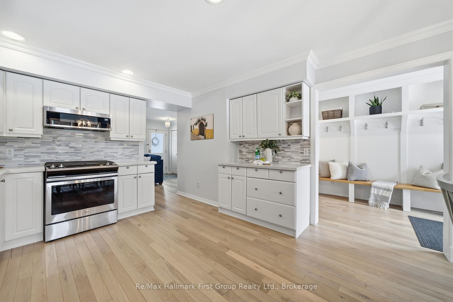 Photo 10 of 350 Ontario Street, Cobourg — HOMEH