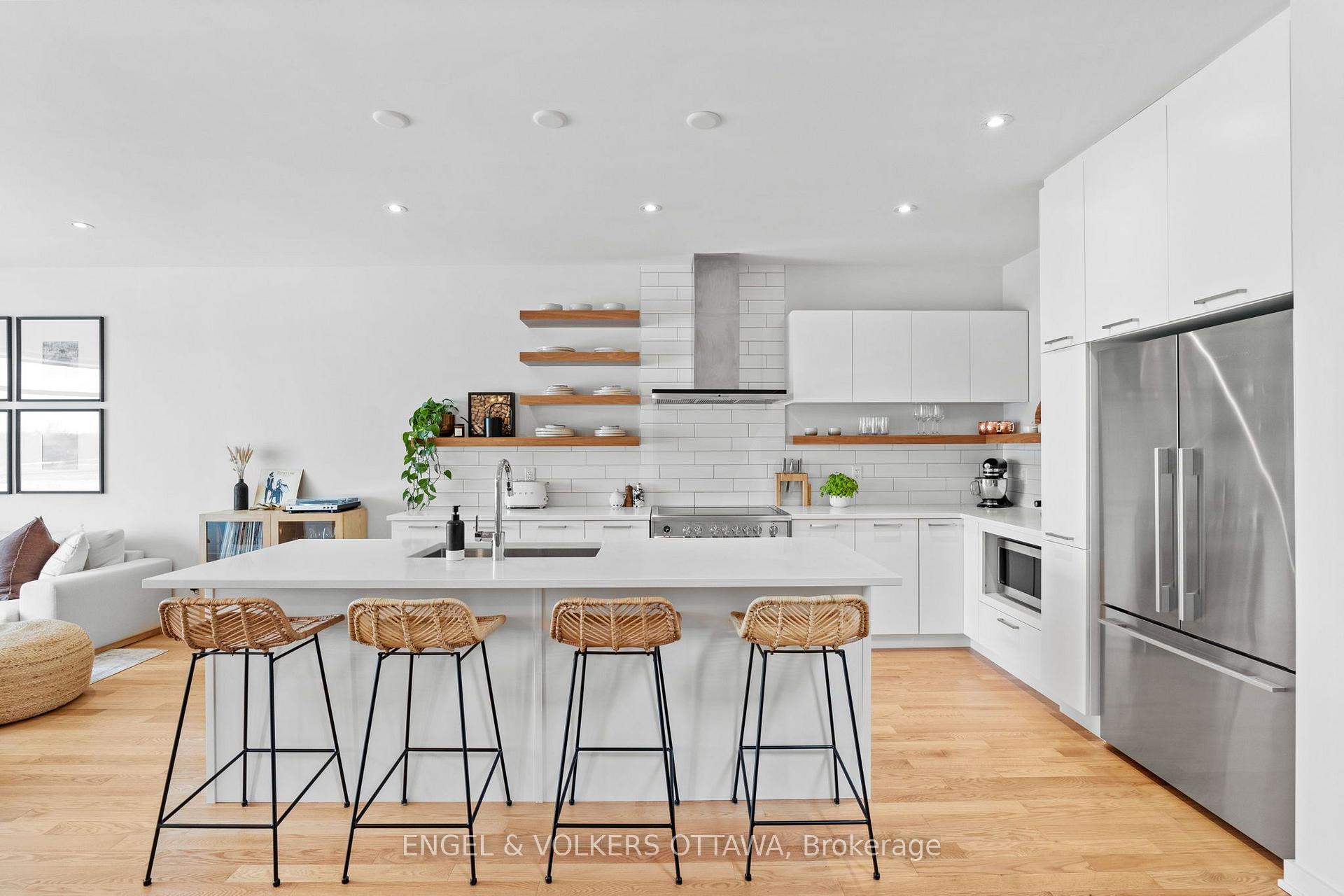 Photo 6 of 168 Shuttleworth Drive, Ottawa, Leitrim — HOMEH