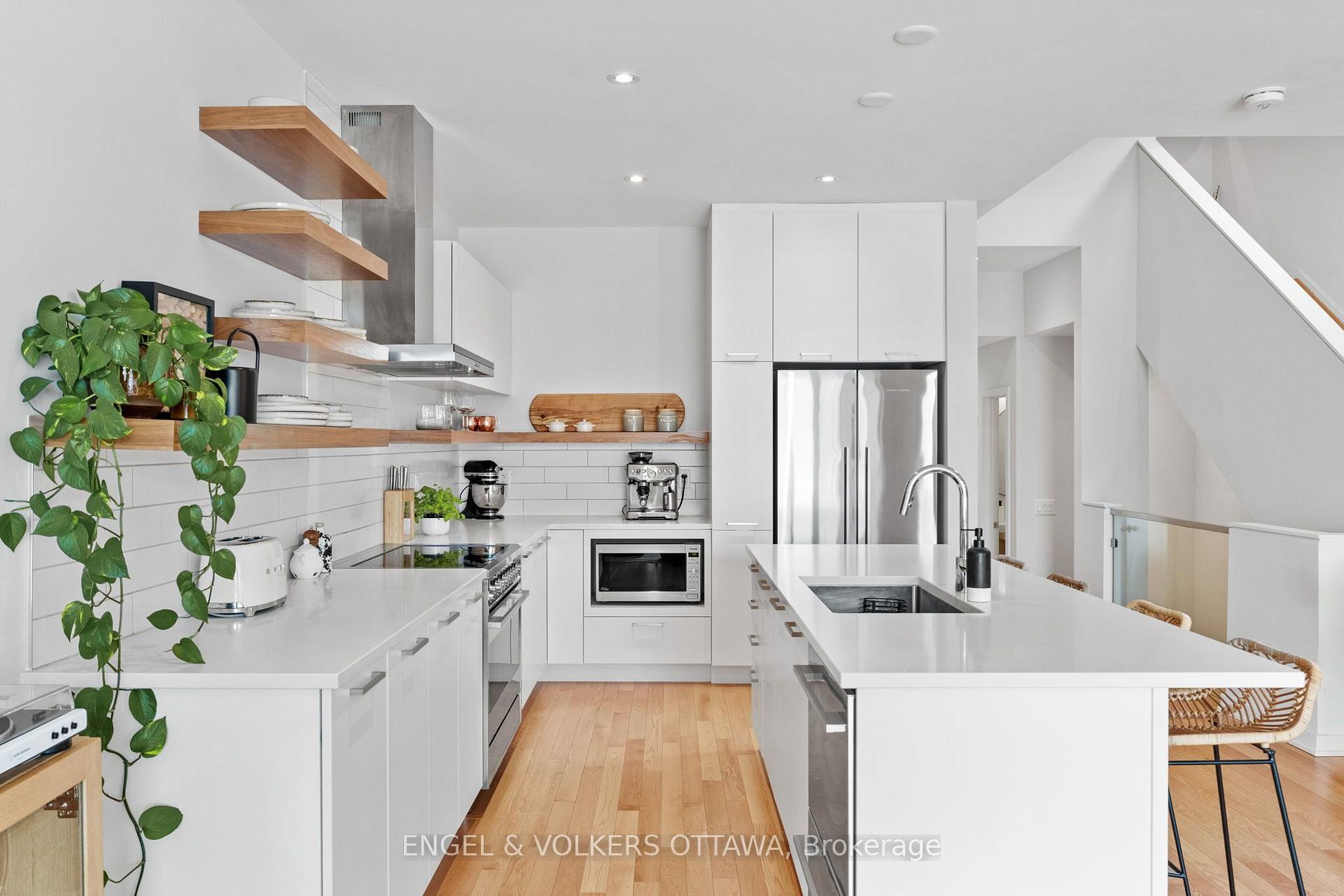 Photo 7 of 168 Shuttleworth Drive, Ottawa, Leitrim — HOMEH