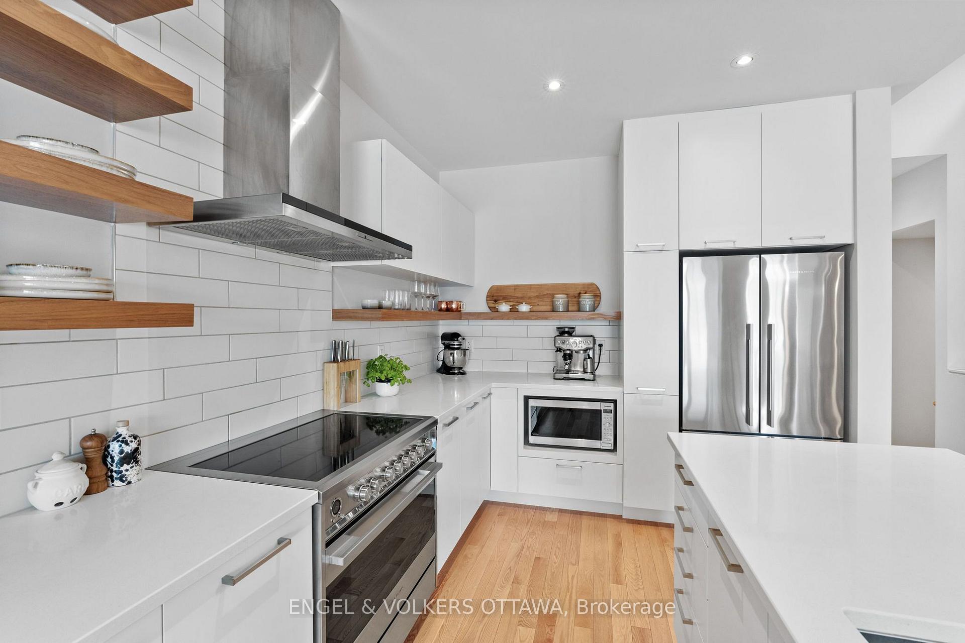Photo 8 of 168 Shuttleworth Drive, Ottawa, Leitrim — HOMEH