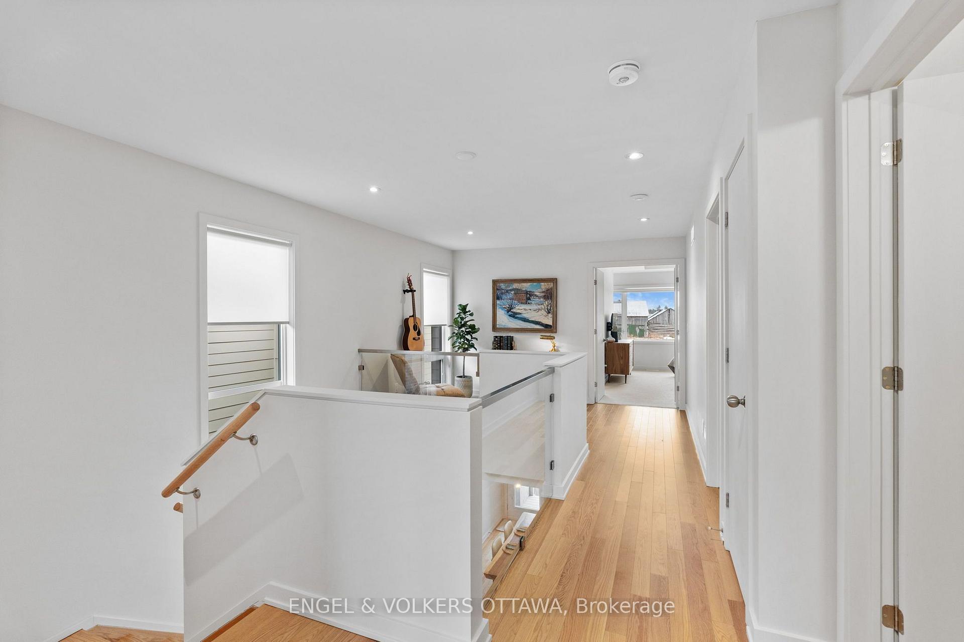 Photo 18 of 168 Shuttleworth Drive, Ottawa, Leitrim — HOMEH