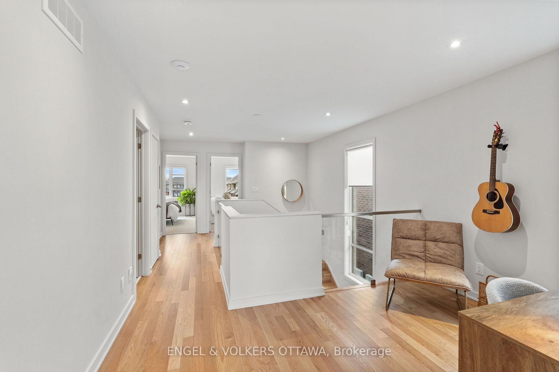 Photo 27 of 168 Shuttleworth Drive, Ottawa, Leitrim — HOMEH