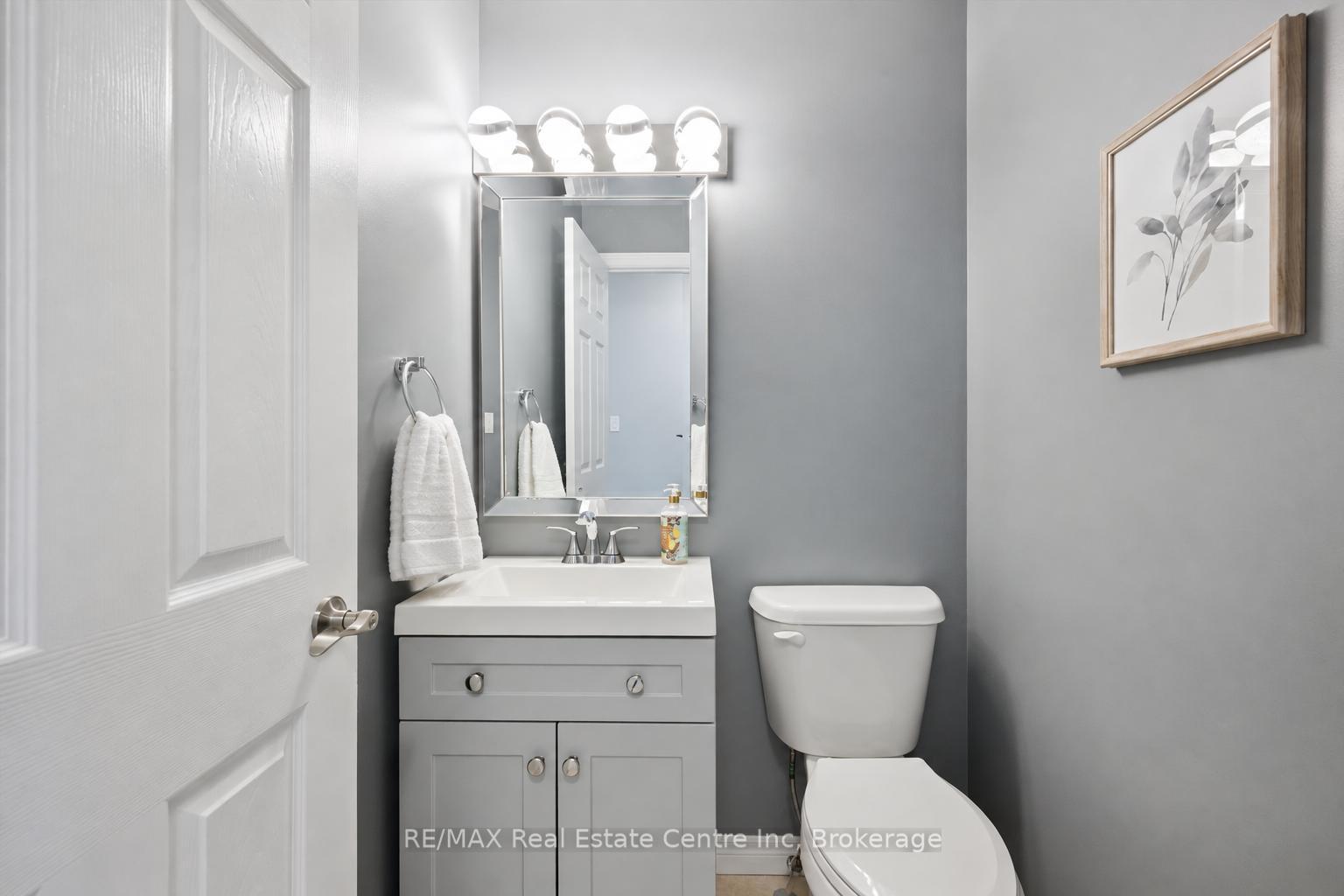 Photo 10 of 33 Washburn Drive, Guelph, Grange Road — HOMEH