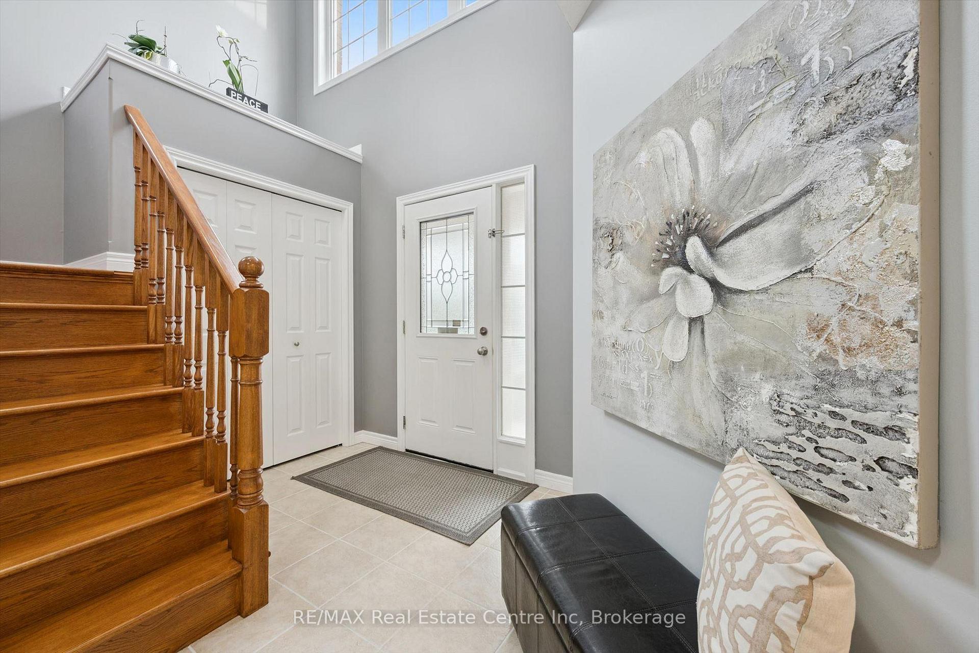 Photo 11 of 33 Washburn Drive, Guelph, Grange Road — HOMEH
