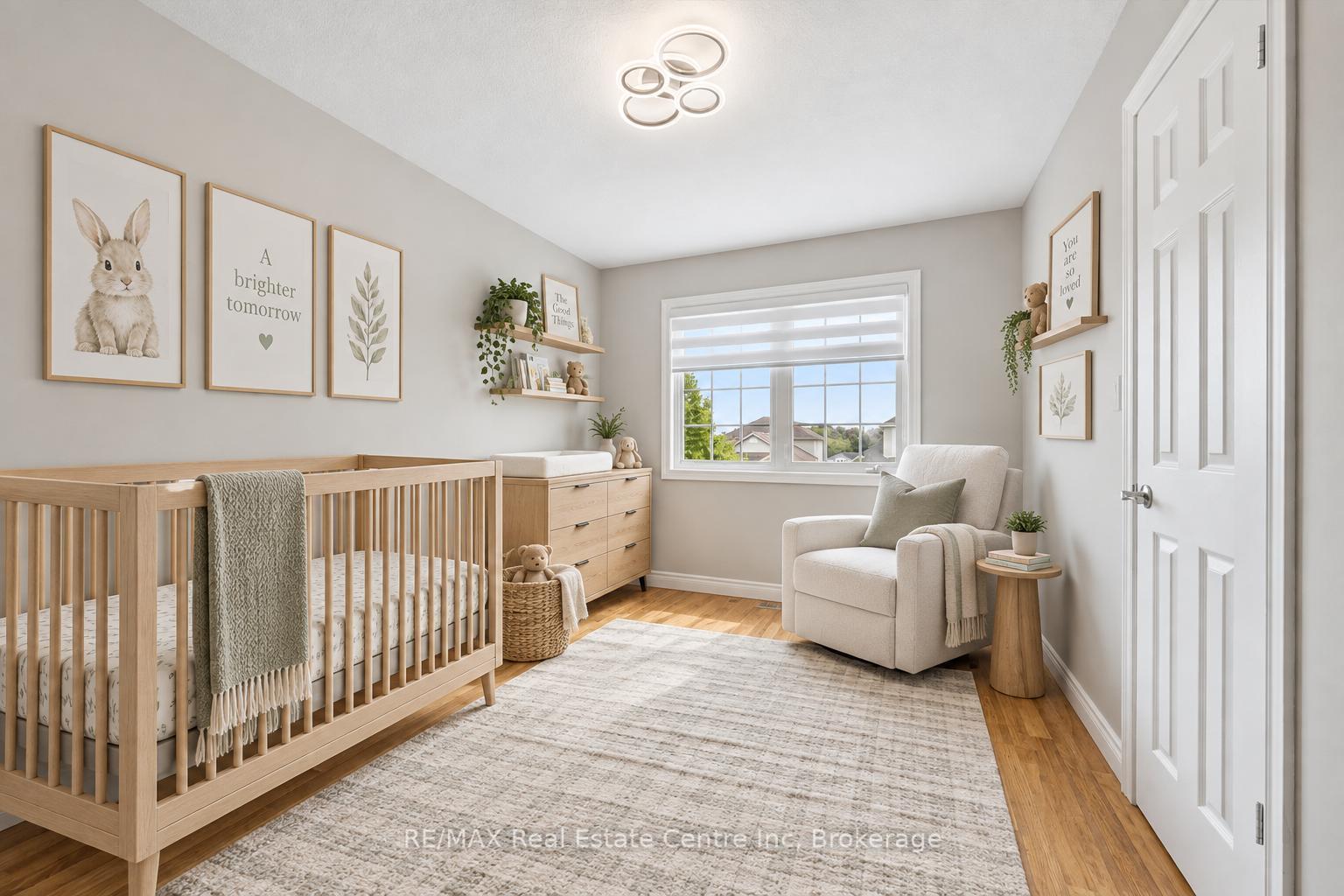 Photo 17 of 33 Washburn Drive, Guelph, Grange Road — HOMEH