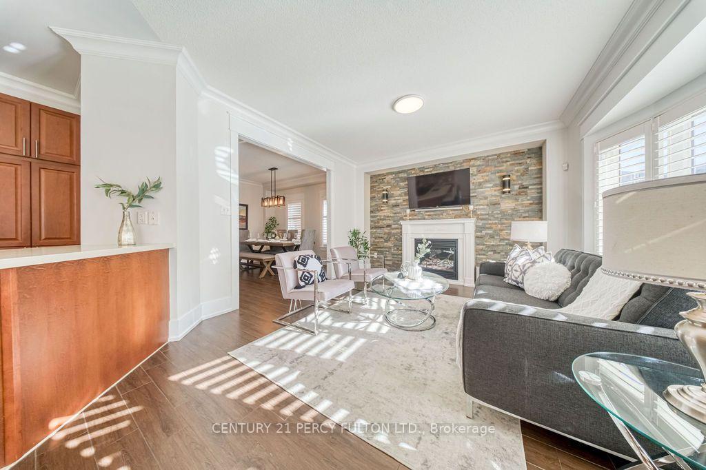 Photo 10 of 91 Galea Drive, Ajax, Central East — HOMEH