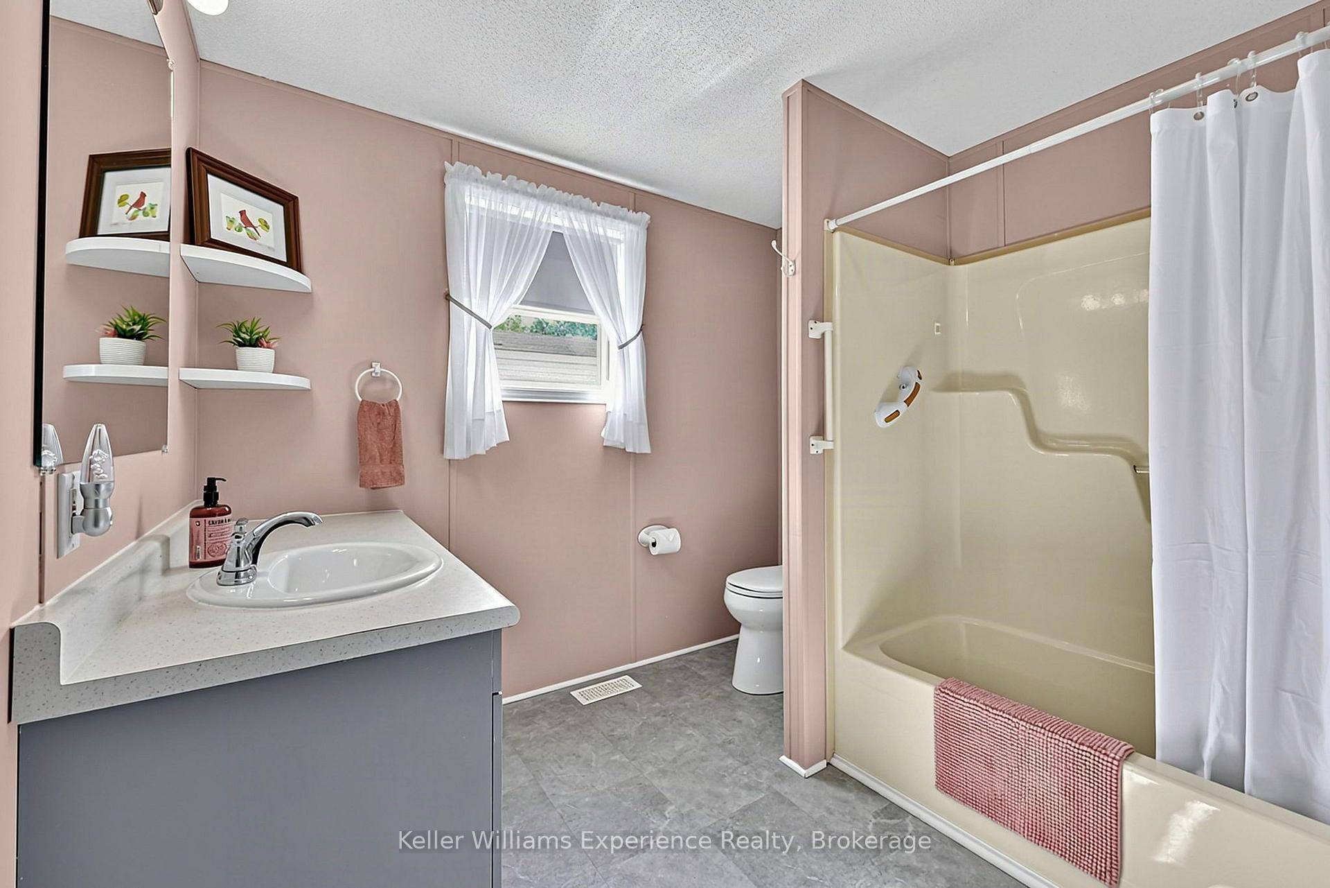 Photo 20 of 4052 Ash Crescent, Severn, Rural Severn — HOMEH
