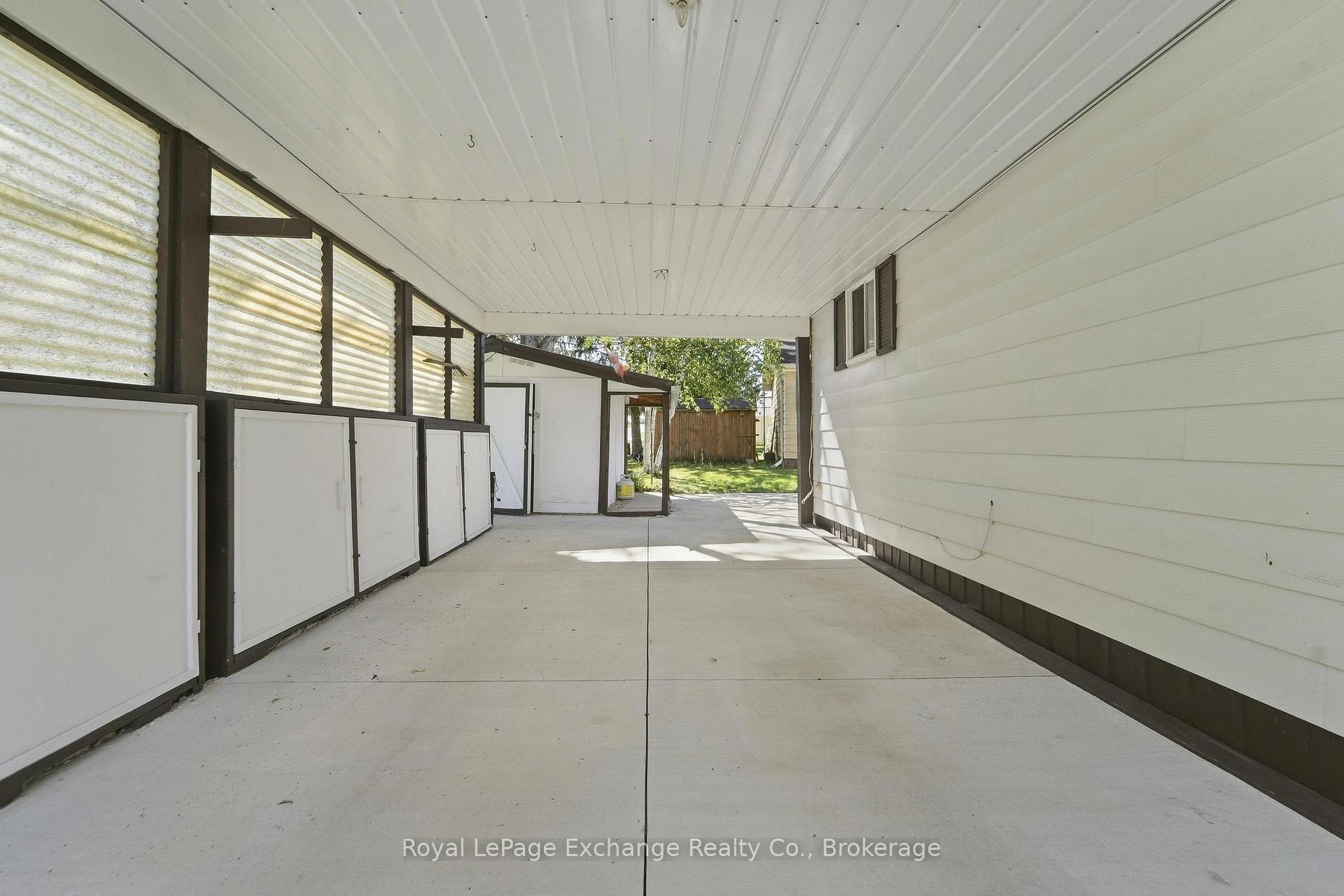 Photo 4 of 39724 Amberley Road, North Huron, Wingham — HOMEH