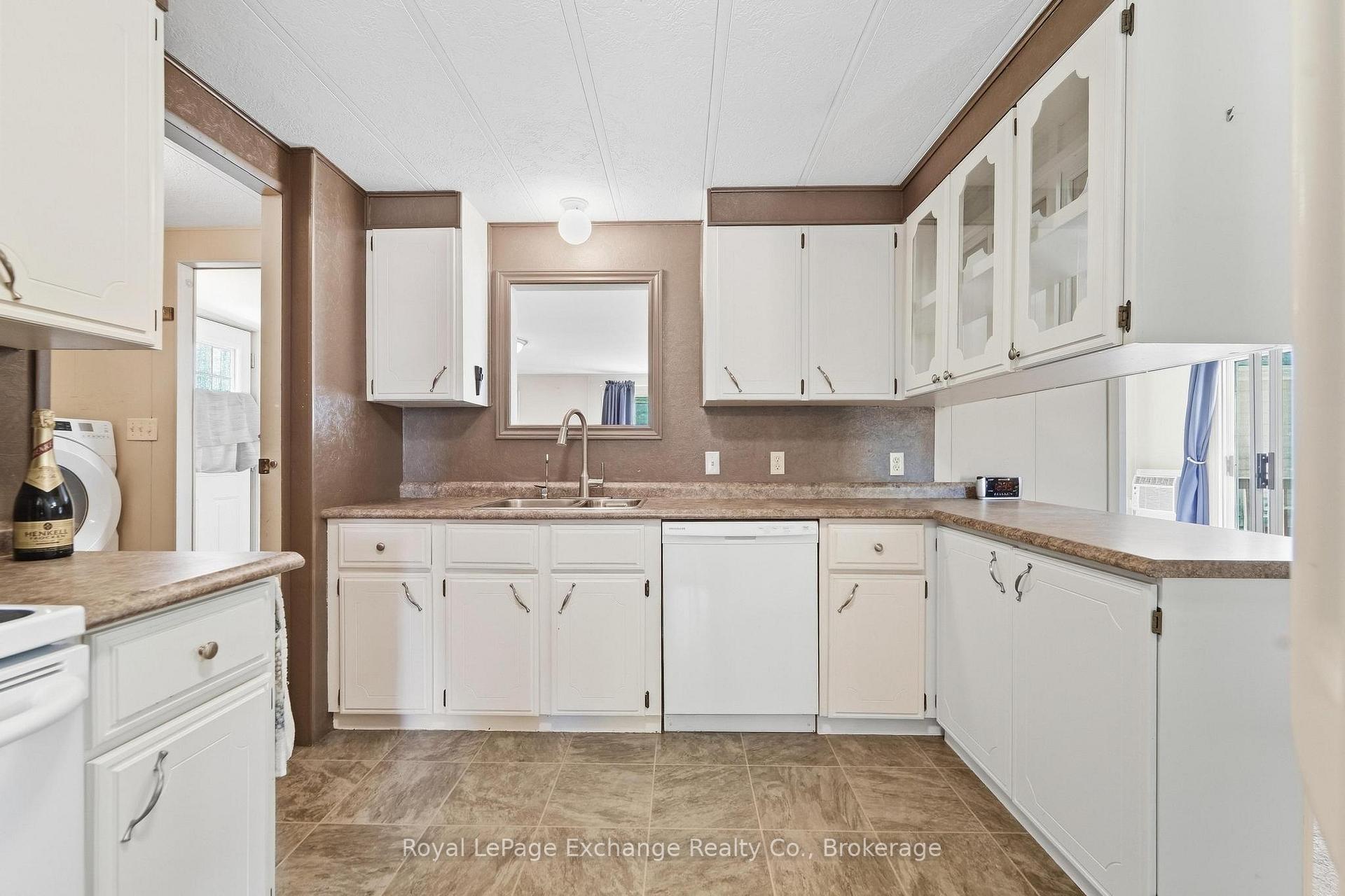 Photo 12 of 39724 Amberley Road, North Huron, Wingham — HOMEH
