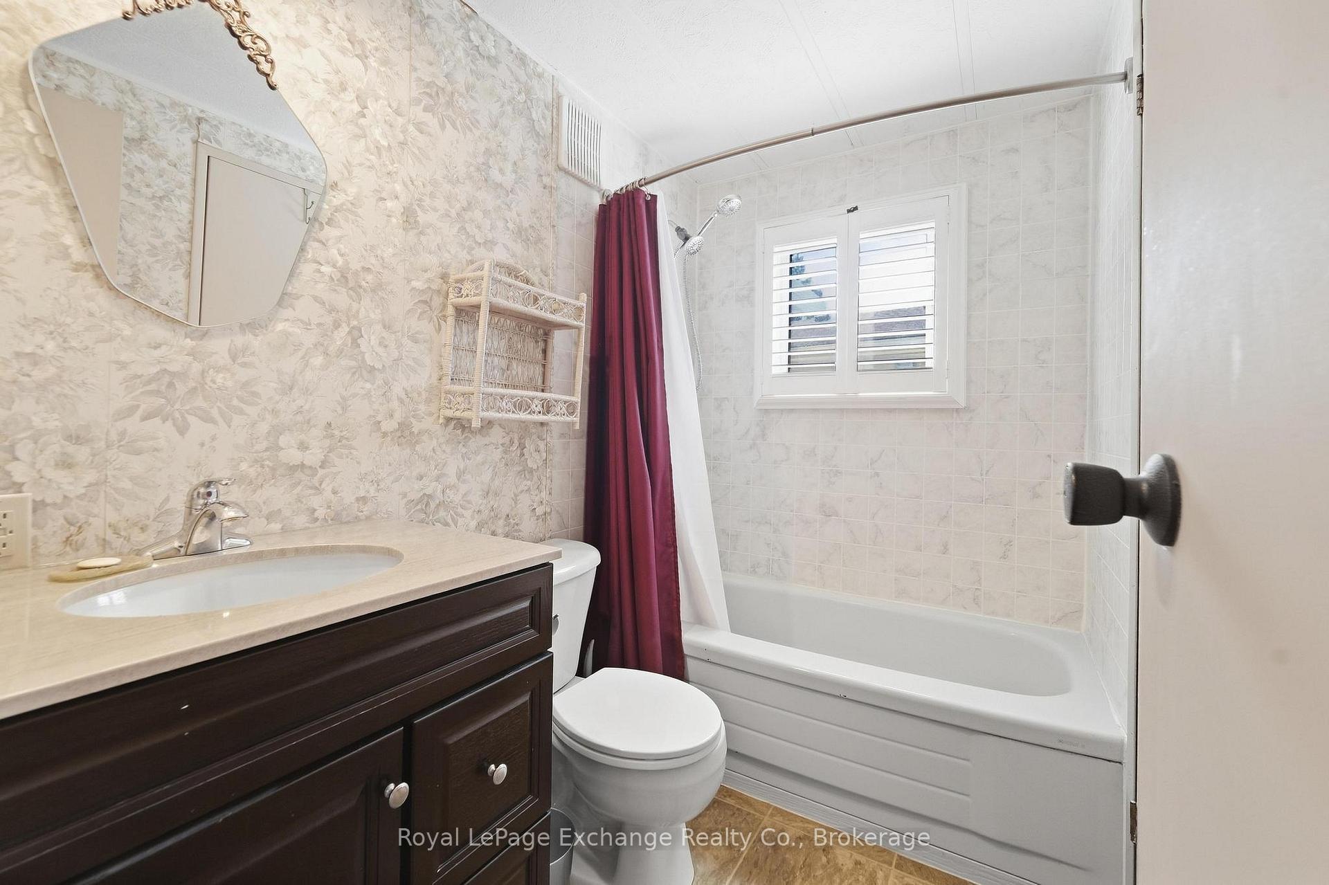 Photo 21 of 39724 Amberley Road, North Huron, Wingham — HOMEH